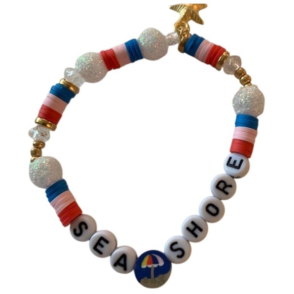 White and red beaded bracelet with a beachy vibe #beachykeen kids sizE - Picture 1 of 1